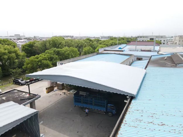 電動(dòng)推拉雨棚