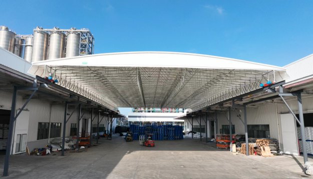 懸空電動(dòng)雨棚